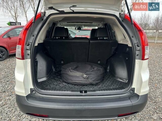 Белый Хонда СРВ, объемом двигателя 2.4 л и пробегом 185 тыс. км за 18000 $, фото 8 на Automoto.ua