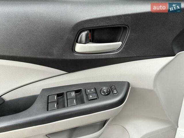 Білий Хонда СРВ, об'ємом двигуна 2.4 л та пробігом 171 тис. км за 14950 $, фото 33 на Automoto.ua