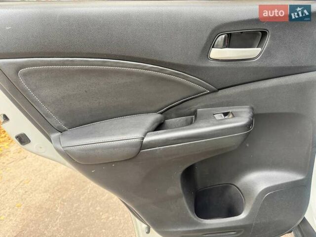 Білий Хонда СРВ, об'ємом двигуна 2.36 л та пробігом 164 тис. км за 14900 $, фото 34 на Automoto.ua