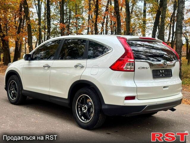 Белый Хонда СРВ, объемом двигателя 2.4 л и пробегом 164 тыс. км за 14900 $, фото 5 на Automoto.ua