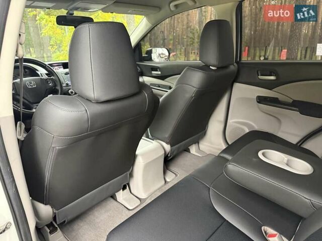 Белый Хонда СРВ, объемом двигателя 2.4 л и пробегом 171 тыс. км за 14950 $, фото 15 на Automoto.ua