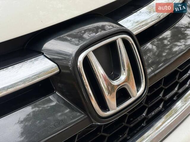 Білий Хонда СРВ, об'ємом двигуна 2.36 л та пробігом 164 тис. км за 14900 $, фото 6 на Automoto.ua