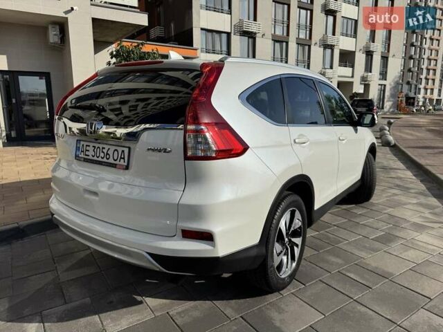 Хонда СРВ 2015 в Киеве на Automoto.ua Белый Хонда СРВ, объемом двигателя 2.36 л и пробегом 99 тыс. км за 19500 $, фото 8 на Automoto.ua