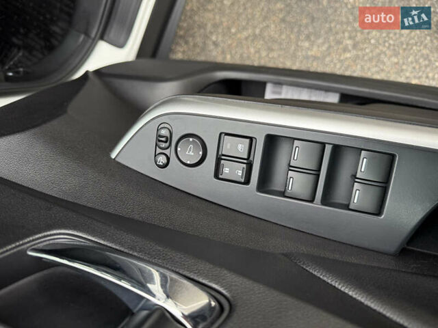 Белый Хонда СРВ, объемом двигателя 2.4 л и пробегом 99 тыс. км за 19500 $, фото 13 на Automoto.ua