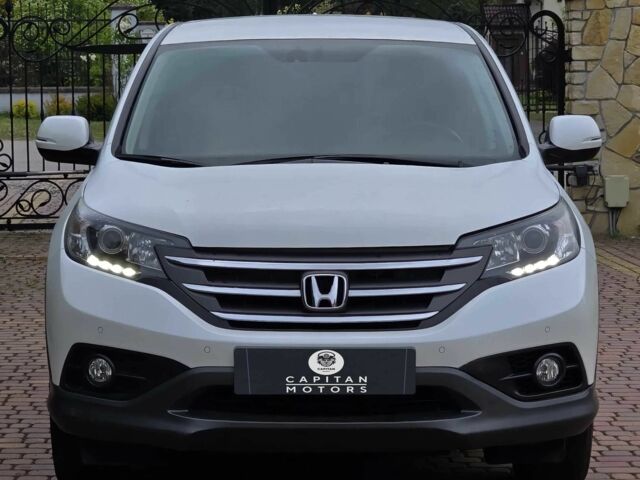 Белый Хонда СРВ, объемом двигателя 1.6 л и пробегом 76 тыс. км за 4000 $, фото 1 на Automoto.ua