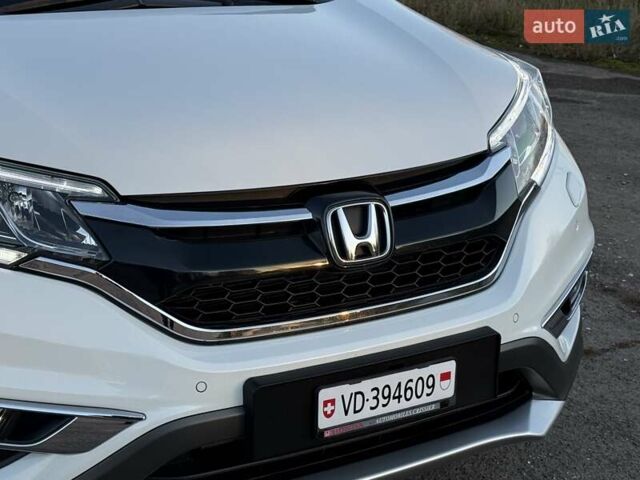 Белый Хонда СРВ, объемом двигателя 1.6 л и пробегом 176 тыс. км за 17890 $, фото 11 на Automoto.ua