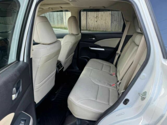 Белый Хонда СРВ, объемом двигателя 2.4 л и пробегом 72 тыс. км за 10000 $, фото 8 на Automoto.ua