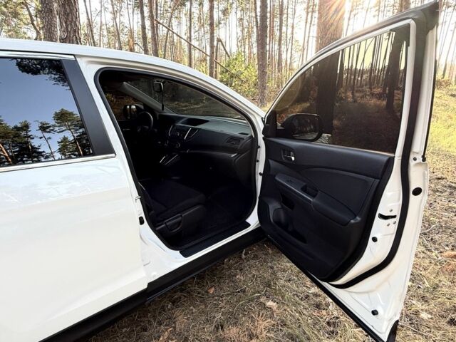 Білий Хонда СРВ, об'ємом двигуна 2.4 л та пробігом 129 тис. км за 16300 $, фото 17 на Automoto.ua