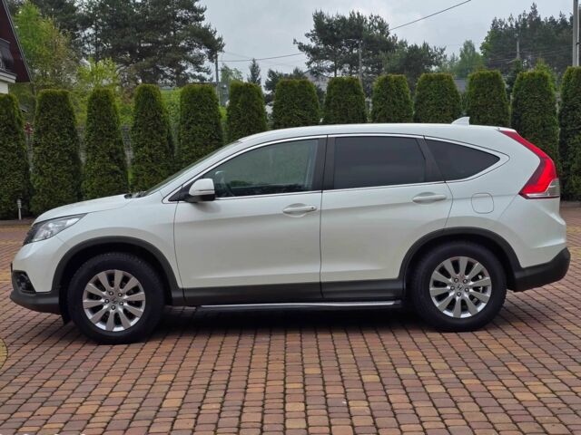 Белый Хонда СРВ, объемом двигателя 1.6 л и пробегом 76 тыс. км за 4000 $, фото 3 на Automoto.ua