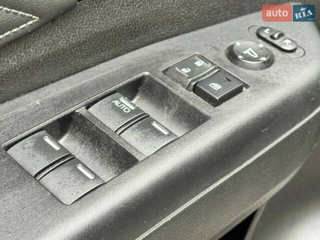 Білий Хонда СРВ, об'ємом двигуна 2.36 л та пробігом 164 тис. км за 14900 $, фото 25 на Automoto.ua