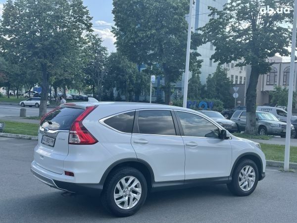 Белый Хонда СРВ, объемом двигателя 1.6 л и пробегом 140 тыс. км за 23200 $, фото 3 на Automoto.ua