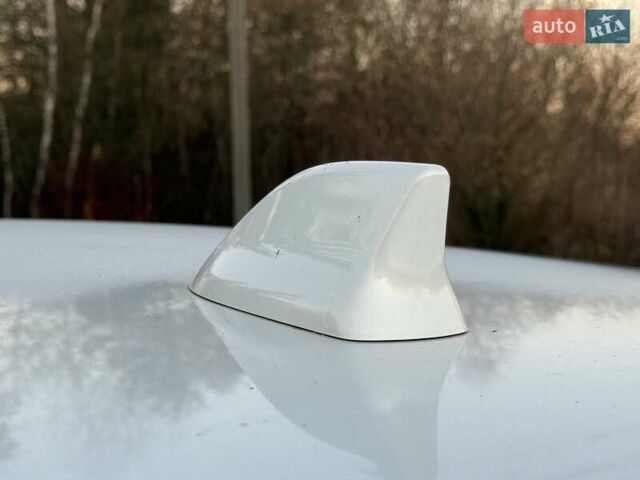 Белый Хонда СРВ, объемом двигателя 1.6 л и пробегом 176 тыс. км за 17890 $, фото 29 на Automoto.ua