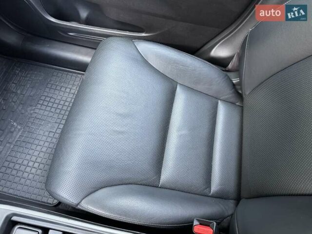 Хонда СРВ 2015 в Киеве на Automoto.ua Белый Хонда СРВ, объемом двигателя 2.36 л и пробегом 99 тыс. км за 19500 $, фото 31 на Automoto.ua