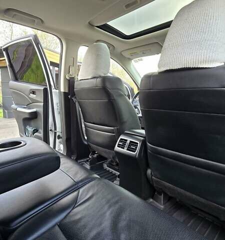 Белый Хонда СРВ, объемом двигателя 2.36 л и пробегом 89 тыс. км за 16700 $, фото 5 на Automoto.ua