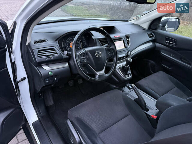 Белый Хонда СРВ, объемом двигателя 1.6 л и пробегом 176 тыс. км за 15800 $, фото 9 на Automoto.ua