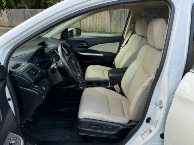 Белый Хонда СРВ, объемом двигателя 2.4 л и пробегом 72 тыс. км за 10000 $, фото 7 на Automoto.ua