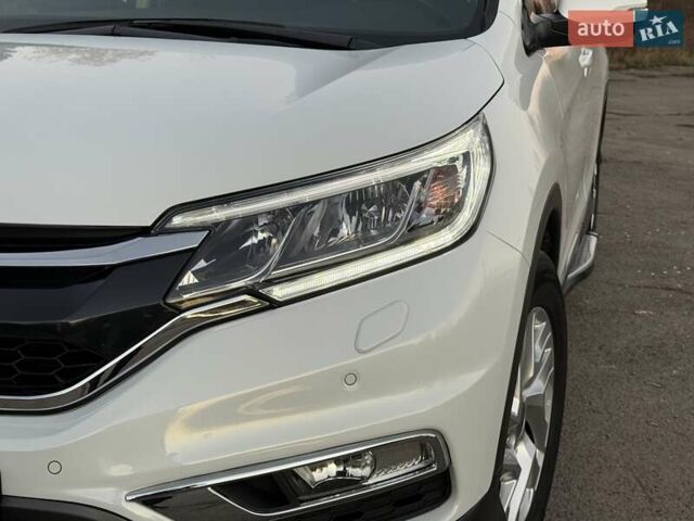 Белый Хонда СРВ, объемом двигателя 1.6 л и пробегом 176 тыс. км за 17890 $, фото 4 на Automoto.ua