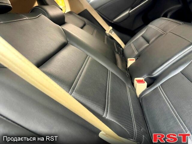 Белый Хонда СРВ, объемом двигателя 2.4 л и пробегом 164 тыс. км за 14900 $, фото 10 на Automoto.ua