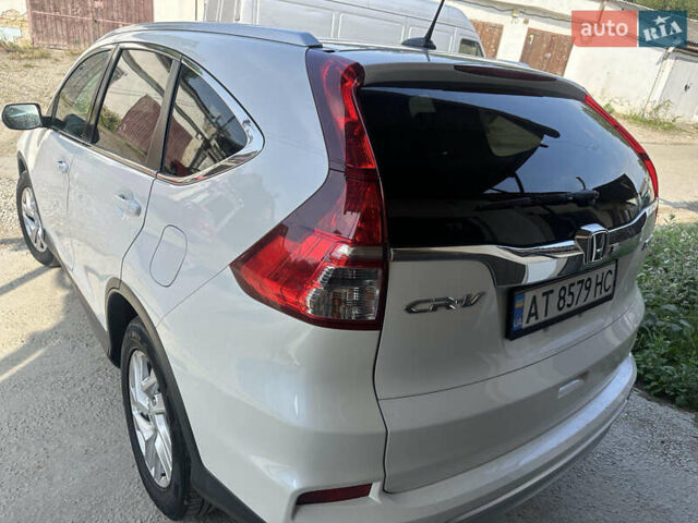 Белый Хонда СРВ, объемом двигателя 2.36 л и пробегом 127 тыс. км за 16500 $, фото 3 на Automoto.ua
