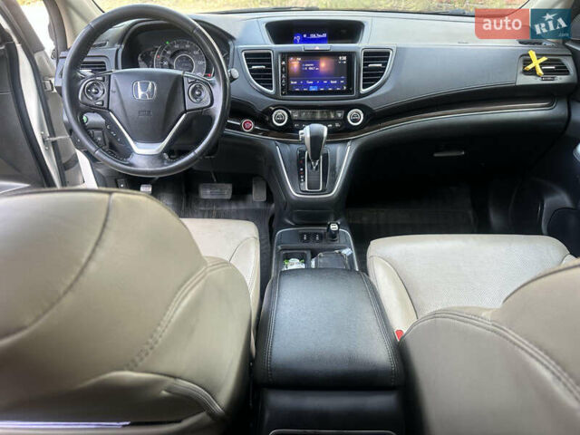 Белый Хонда СРВ, объемом двигателя 2.36 л и пробегом 127 тыс. км за 16500 $, фото 22 на Automoto.ua