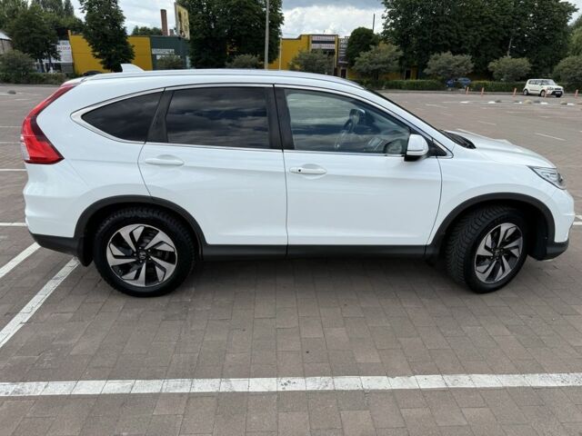 Белый Хонда СРВ, объемом двигателя 1.6 л и пробегом 177 тыс. км за 19900 $, фото 3 на Automoto.ua