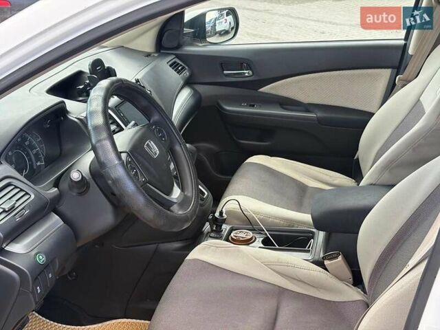 Белый Хонда СРВ, объемом двигателя 2.4 л и пробегом 184 тыс. км за 15690 $, фото 28 на Automoto.ua