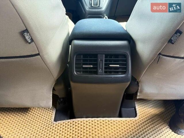Белый Хонда СРВ, объемом двигателя 2.4 л и пробегом 184 тыс. км за 15690 $, фото 37 на Automoto.ua