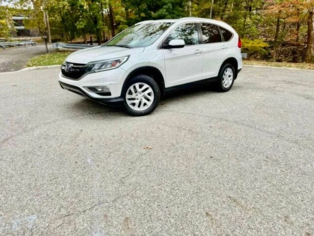 Хонда СРВ 2016 в Одессе на Automoto.ua Белый Хонда СРВ, объемом двигателя 2.4 л и пробегом 75 тыс. км за 5100 $, фото 1 на Automoto.ua