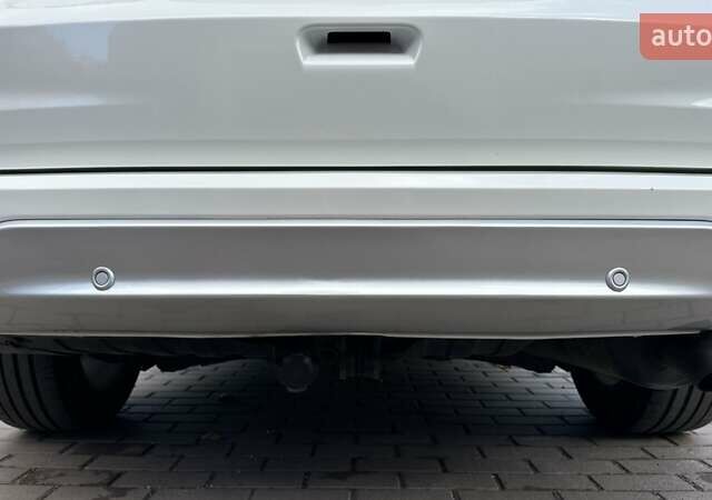 Хонда СРВ 2016 в Бершаде на Automoto.ua Белый Хонда СРВ, объемом двигателя 1.6 л и пробегом 136 тыс. км за 21950 $, фото 43 на Automoto.ua