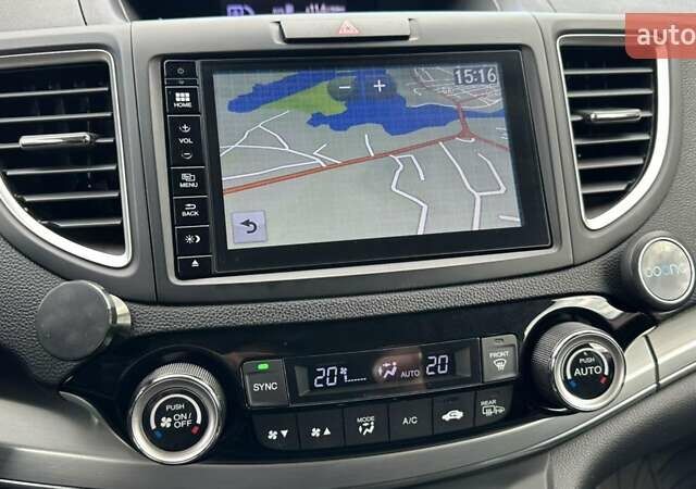 Хонда СРВ 2016 в Бершаде на Automoto.ua Белый Хонда СРВ, объемом двигателя 1.6 л и пробегом 136 тыс. км за 21950 $, фото 19 на Automoto.ua