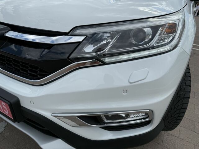 Белый Хонда СРВ, объемом двигателя 1.6 л и пробегом 177 тыс. км за 19900 $, фото 6 на Automoto.ua