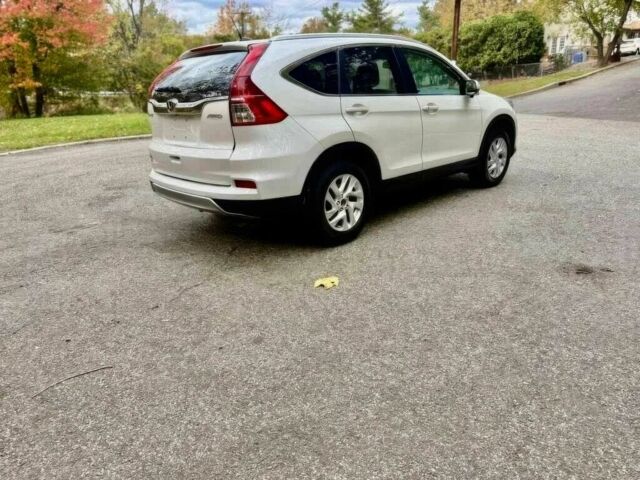 Хонда СРВ 2016 в Одессе на Automoto.ua Белый Хонда СРВ, объемом двигателя 2.4 л и пробегом 75 тыс. км за 5100 $, фото 5 на Automoto.ua