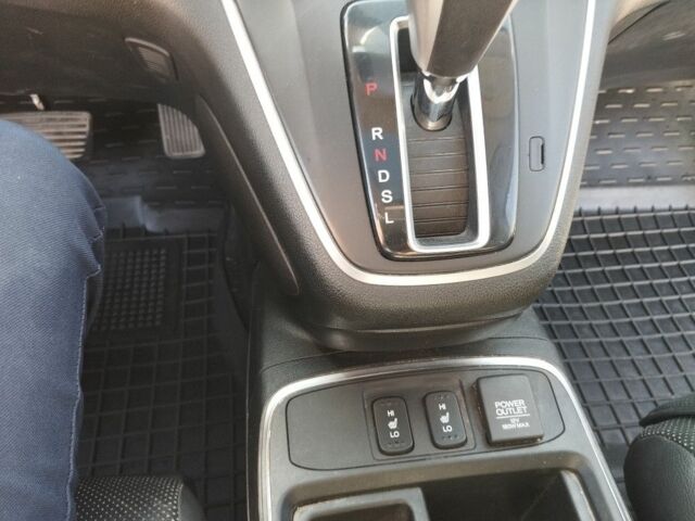 Белый Хонда СРВ, объемом двигателя 0 л и пробегом 82 тыс. км за 17900 $, фото 4 на Automoto.ua