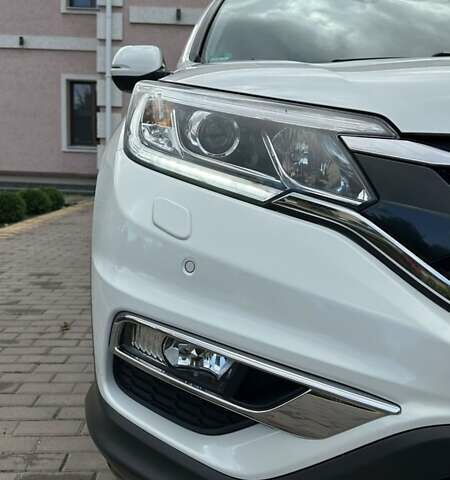 Хонда СРВ 2016 в Бершаде на Automoto.ua Белый Хонда СРВ, объемом двигателя 1.6 л и пробегом 136 тыс. км за 21950 $, фото 17 на Automoto.ua