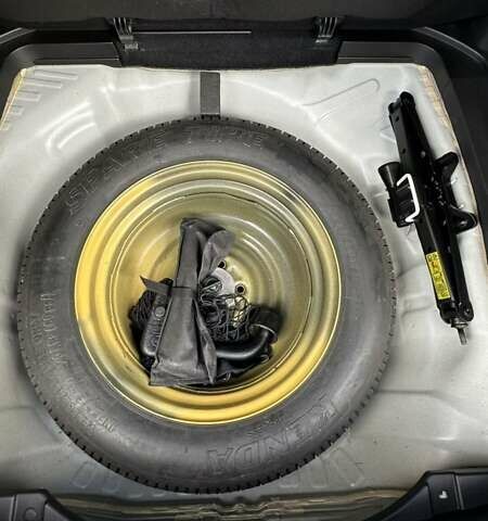 Хонда СРВ 2016 в Бершаде на Automoto.ua Белый Хонда СРВ, объемом двигателя 1.6 л и пробегом 136 тыс. км за 21950 $, фото 42 на Automoto.ua