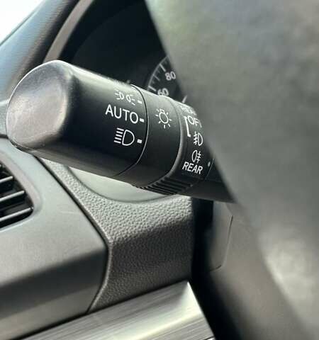 Хонда СРВ 2016 в Бершаде на Automoto.ua Белый Хонда СРВ, объемом двигателя 1.6 л и пробегом 136 тыс. км за 21950 $, фото 29 на Automoto.ua