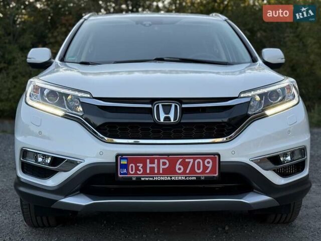 Белый Хонда СРВ, объемом двигателя 1.6 л и пробегом 135 тыс. км за 21299 $, фото 5 на Automoto.ua