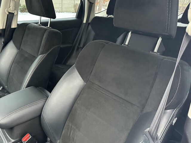 Белый Хонда СРВ, объемом двигателя 1.6 л и пробегом 151 тыс. км за 19700 $, фото 89 на Automoto.ua