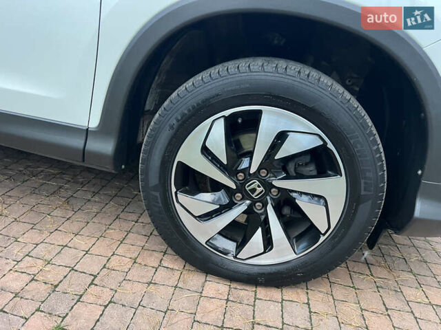 Белый Хонда СРВ, объемом двигателя 1.6 л и пробегом 151 тыс. км за 19850 $, фото 99 на Automoto.ua