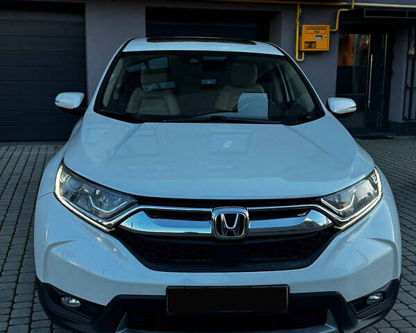 Белый Хонда СРВ, объемом двигателя 1.5 л и пробегом 177 тыс. км за 18500 $, фото 2 на Automoto.ua