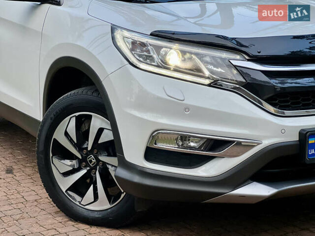 Белый Хонда СРВ, объемом двигателя 1.6 л и пробегом 151 тыс. км за 19850 $, фото 14 на Automoto.ua