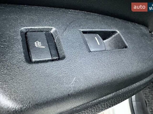 Белый Хонда СРВ, объемом двигателя 1.5 л и пробегом 101 тыс. км за 18300 $, фото 27 на Automoto.ua