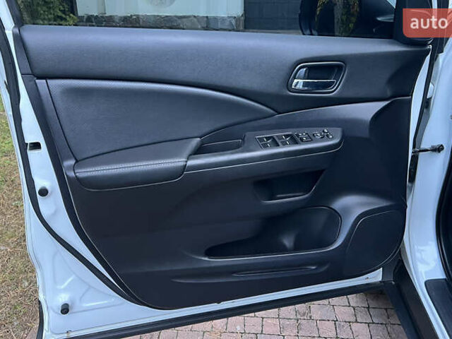 Белый Хонда СРВ, объемом двигателя 1.6 л и пробегом 151 тыс. км за 19850 $, фото 39 на Automoto.ua