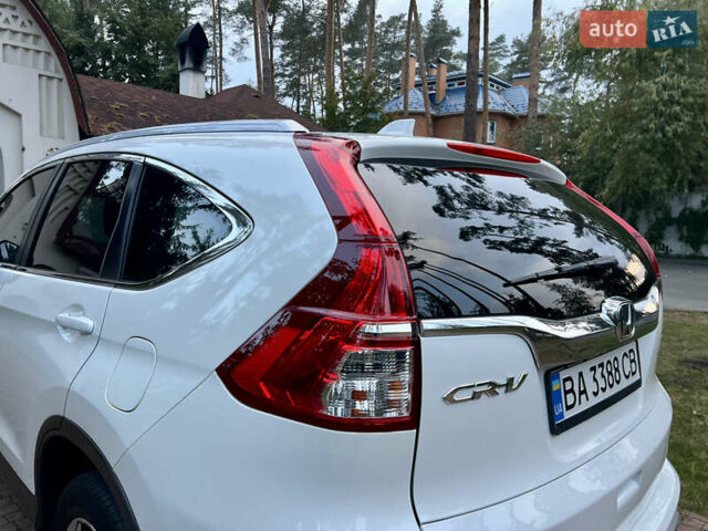 Белый Хонда СРВ, объемом двигателя 1.6 л и пробегом 151 тыс. км за 19850 $, фото 25 на Automoto.ua