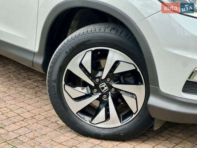 Белый Хонда СРВ, объемом двигателя 1.6 л и пробегом 151 тыс. км за 19850 $, фото 16 на Automoto.ua