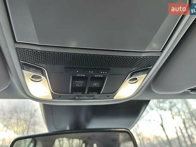 Белый Хонда СРВ, объемом двигателя 1.5 л и пробегом 101 тыс. км за 18300 $, фото 22 на Automoto.ua