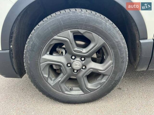 Белый Хонда СРВ, объемом двигателя 1.5 л и пробегом 178 тыс. км за 21200 $, фото 11 на Automoto.ua