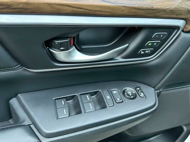 Белый Хонда СРВ, объемом двигателя 1.5 л и пробегом 101 тыс. км за 16300 $, фото 11 на Automoto.ua