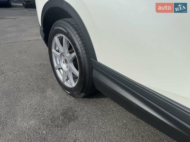 Білий Хонда СРВ, об'ємом двигуна 1.5 л та пробігом 114 тис. км за 20400 $, фото 17 на Automoto.ua