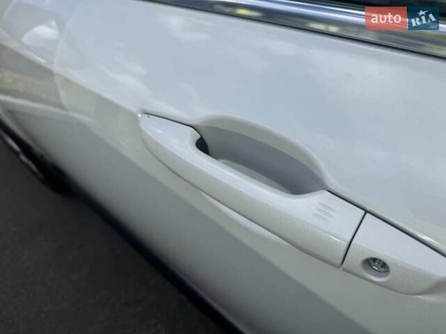 Білий Хонда СРВ, об'ємом двигуна 1.5 л та пробігом 114 тис. км за 20400 $, фото 15 на Automoto.ua